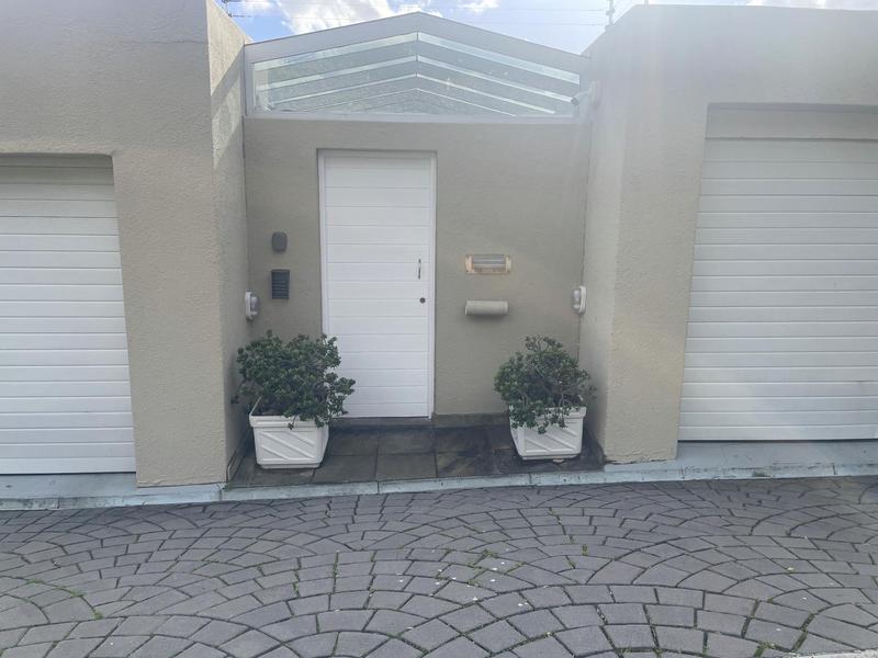 To Let 2 Bedroom Property for Rent in High Cape Western Cape